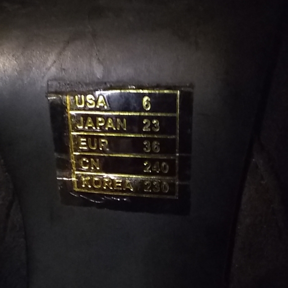 Forever 21 Faux Suede Booties - Picture 6 of 7